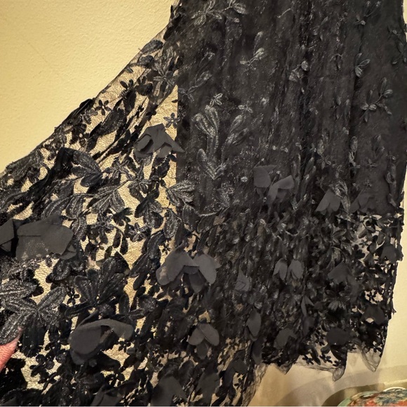 Dress The Population Black Floral Dress - Picture 6 of 7